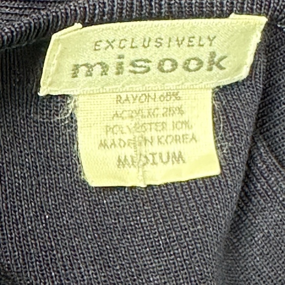 Exclusively Misook Tunic Short Sleeve Sweater Colorblock Size Medium - Picture 4 of 6